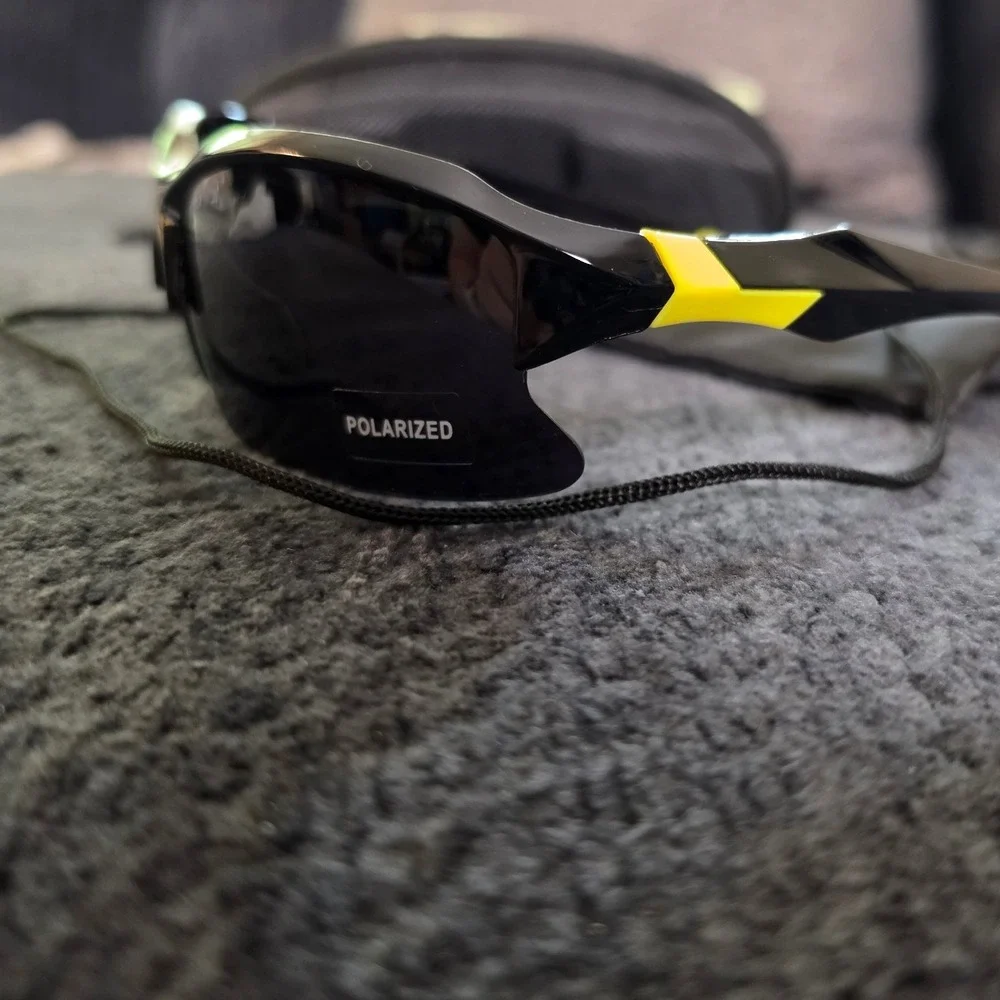 Polarized Sport Wraparound Sunglasses Black Yellow Cycling Fishing UV400 w/ Case
